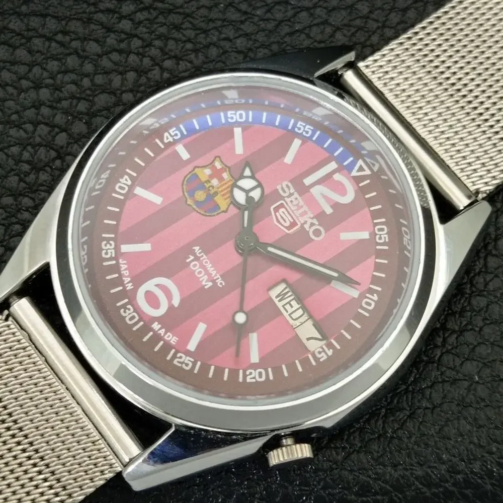 Vintage 1981 FCB Seiko Automatic Mens Silver Watch W/daydate & FCB accents